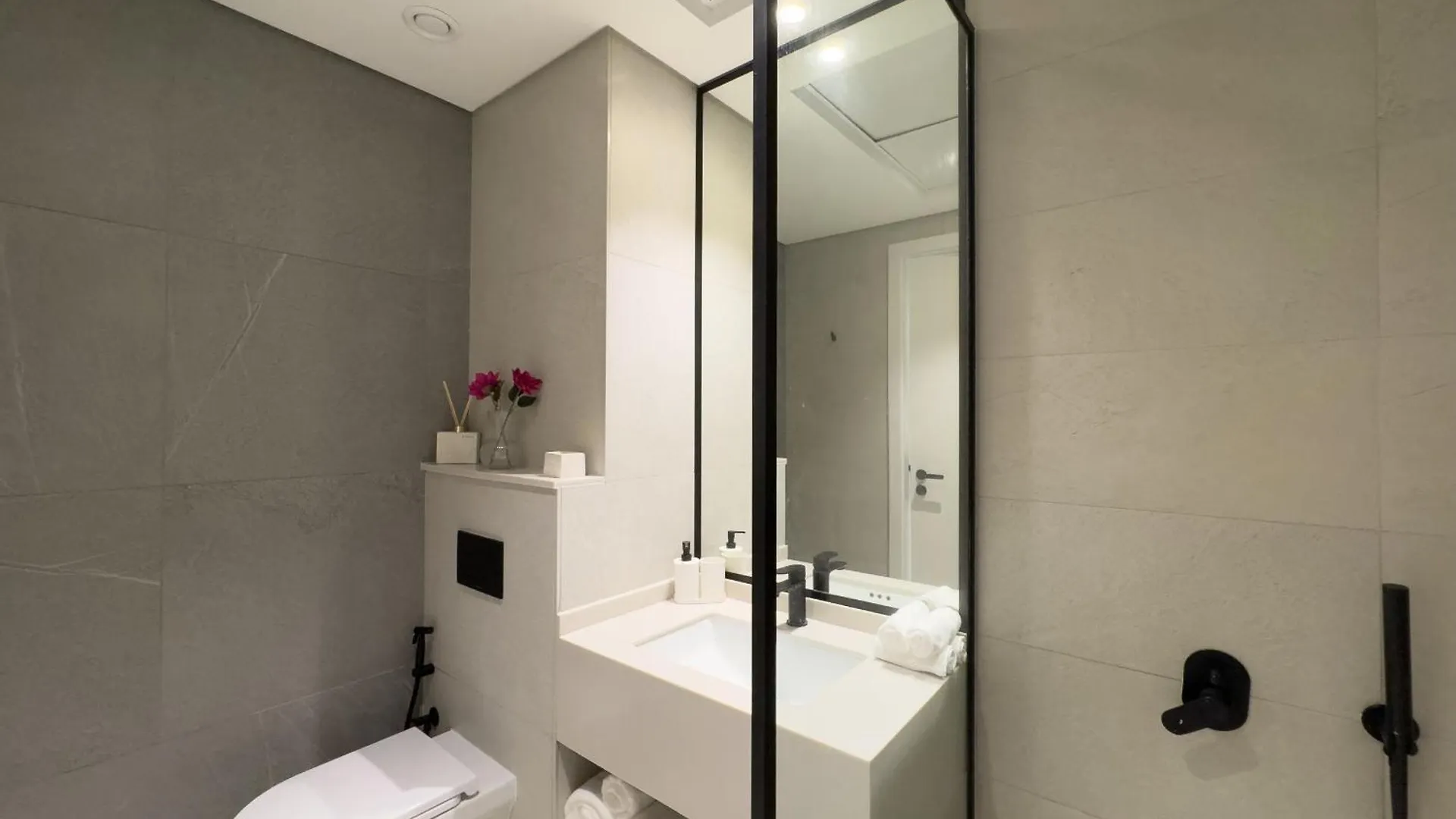 Prime Res 3-333 Studio Dubai Apartment